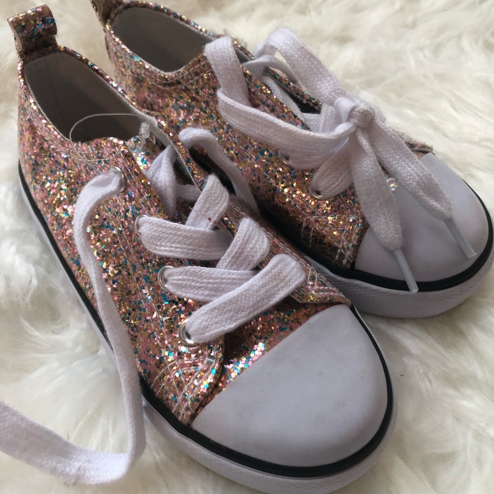 ✨Preschool size 9 GLITTER Sneakers 🌟